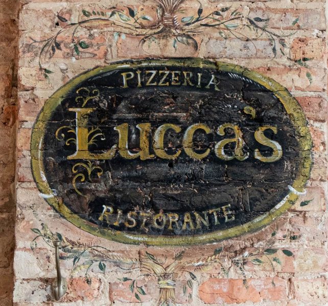luccas logo mural01